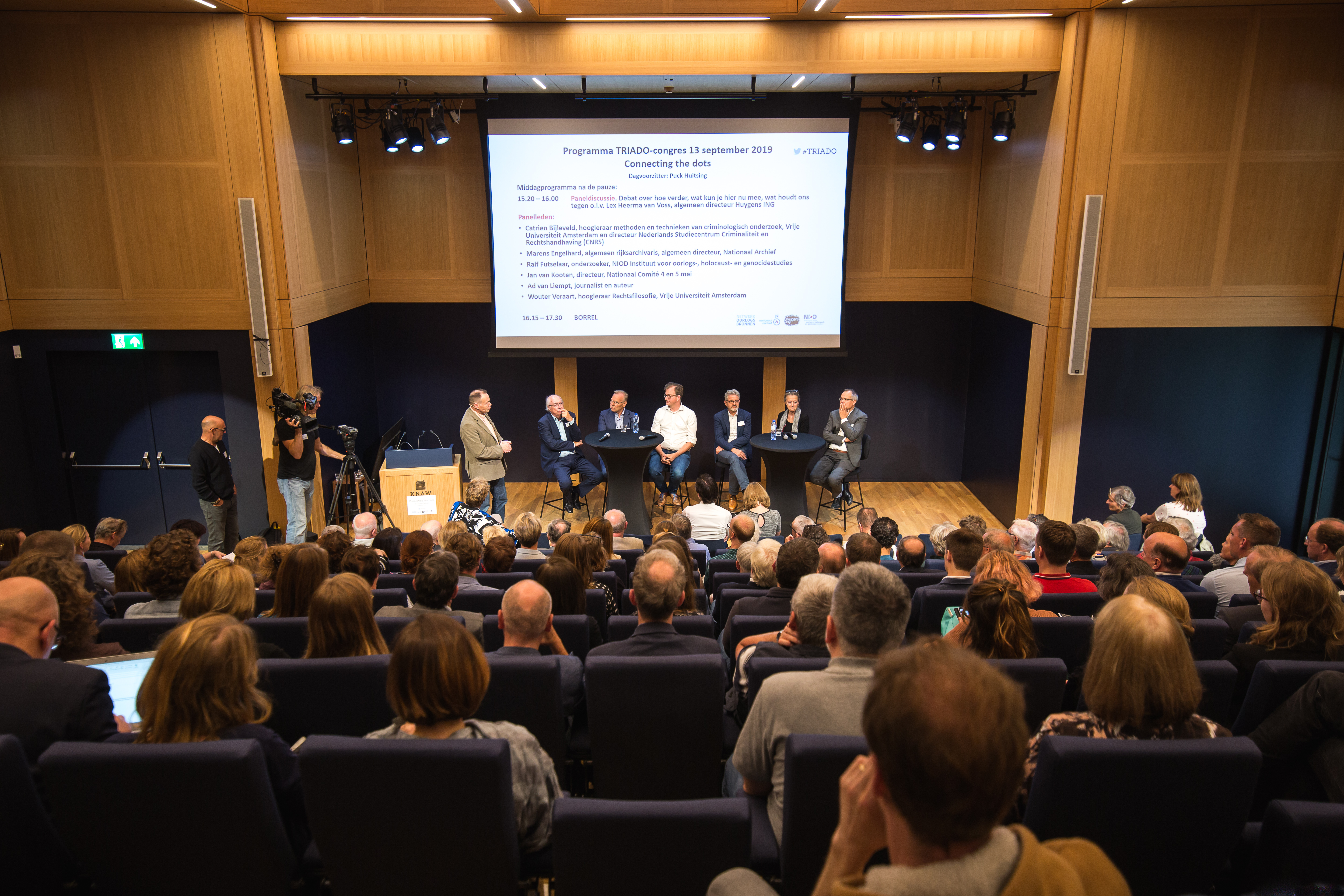 Paneldiscussie o.l.v. Lex Heerma van Voss (algemeen directeur Huygens ING)