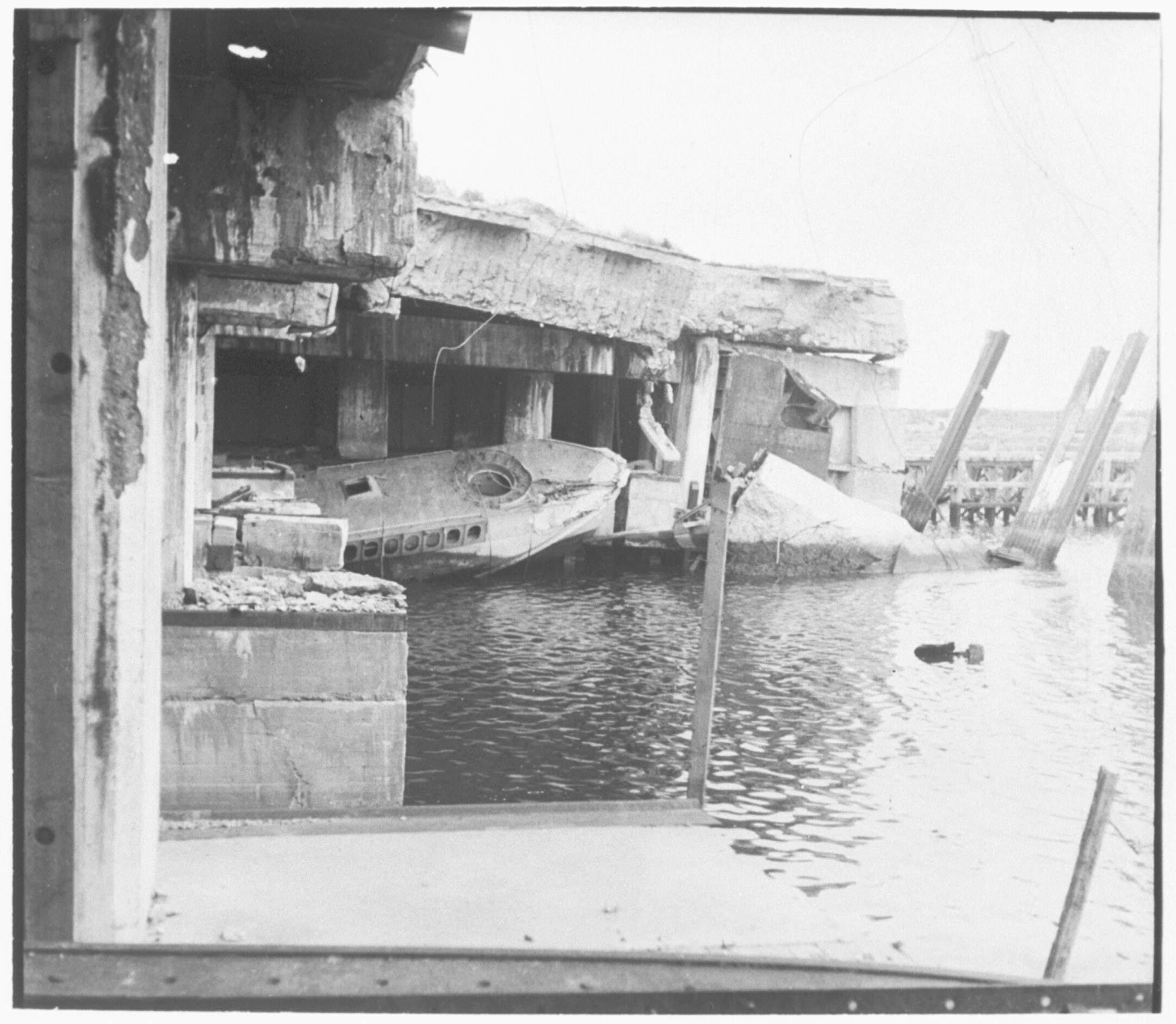 IJmuiden: In de bunker ligt het wrak van een Duitse Schnellboot