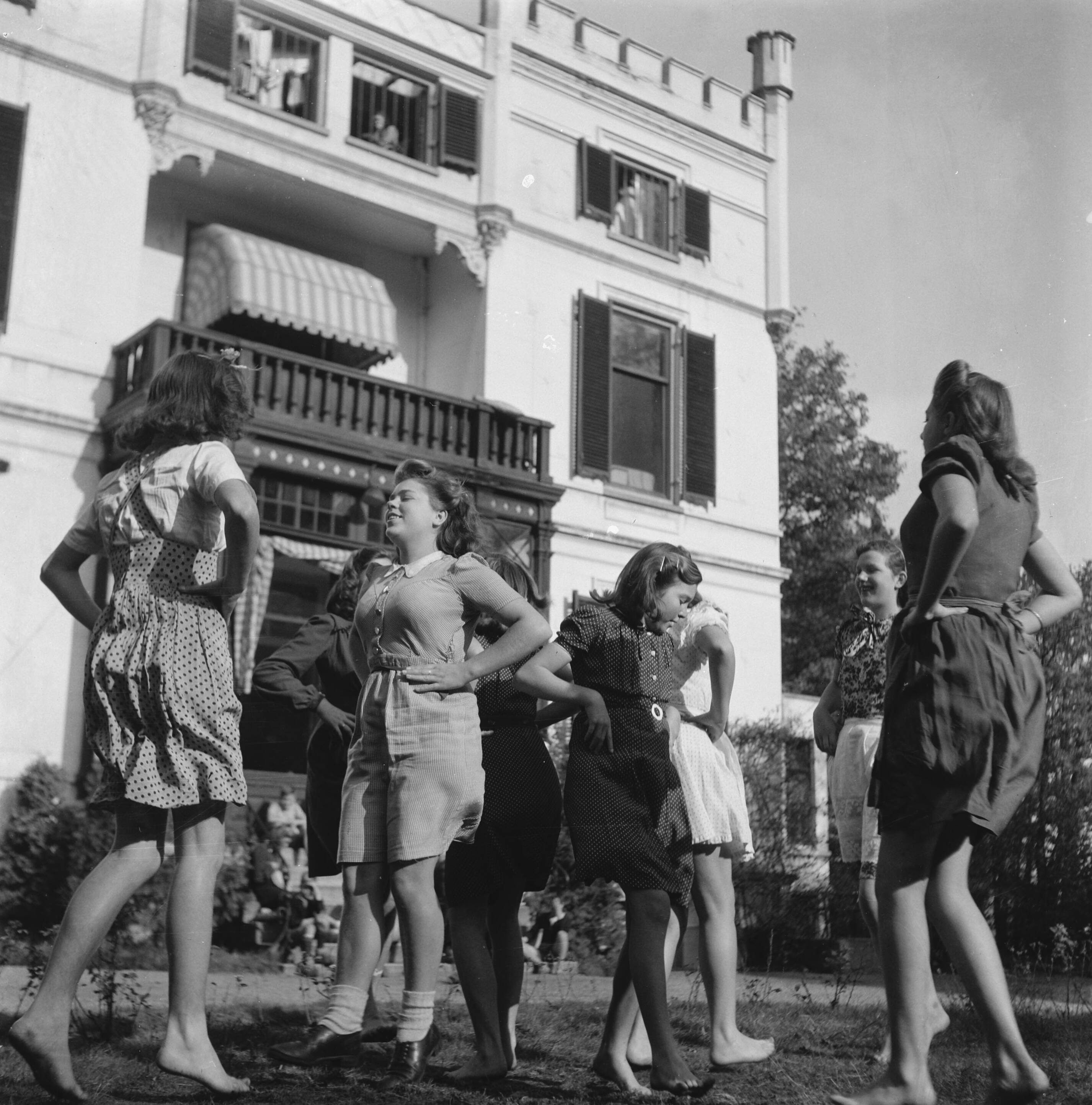Fotoreportage gemaakt in oktober 1945 over de verzorging van NSB kinderen.