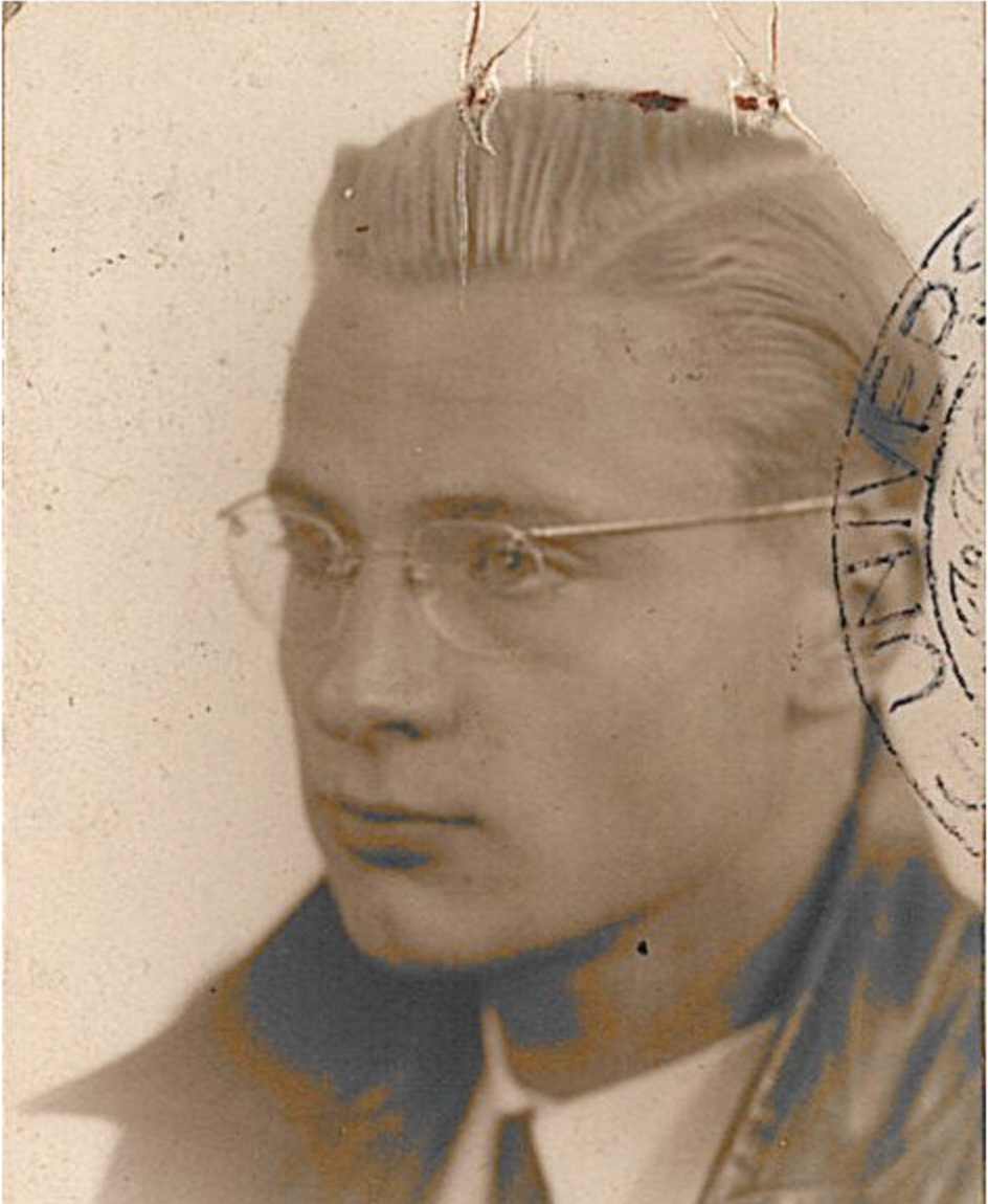 Pasfoto van Jan Woestenburg uit 1943.