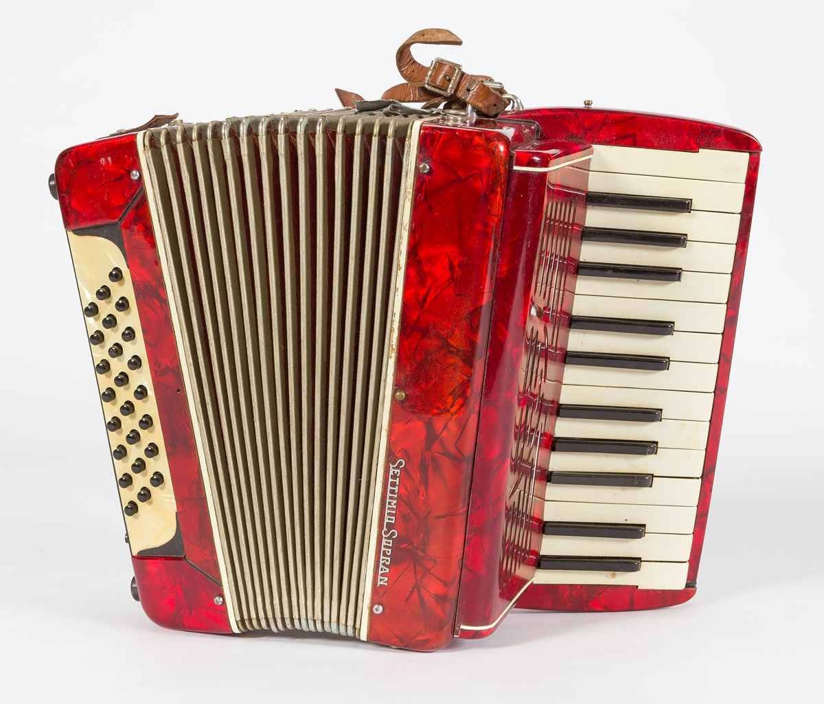 Accordeon van Kees Vermue, Bataljon Zeeland.